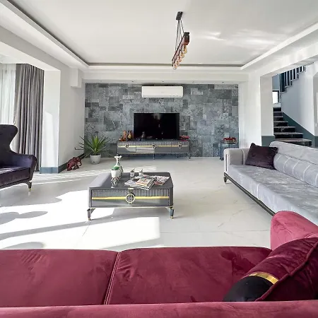 Galaxy Villas In * فتحية
